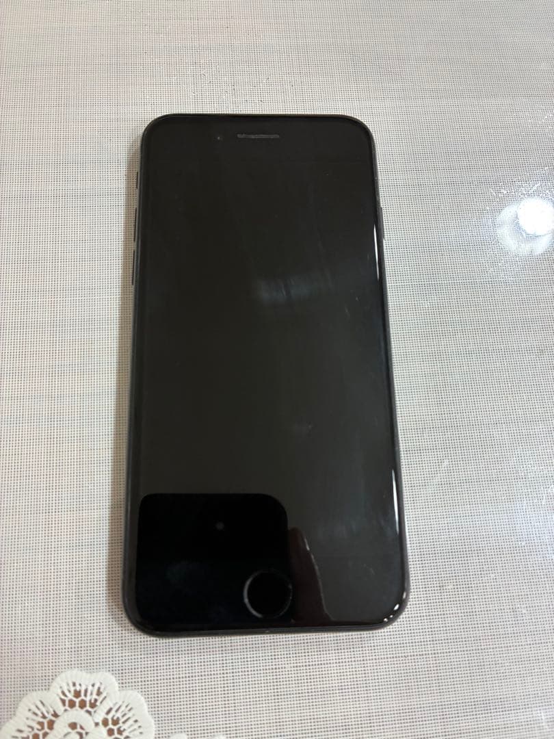 スマートフォン本体 Apple iphone SE2