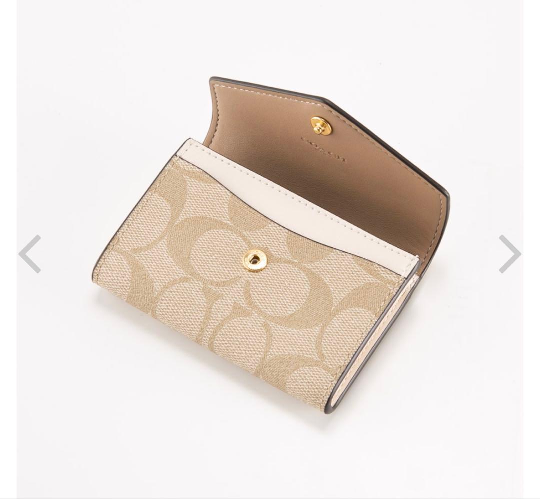COACH 新品未使用 名刺入れ シグネチャー フラップカードケース ビジネス
