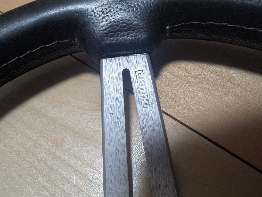 パーツ MOMO RETRO R-30