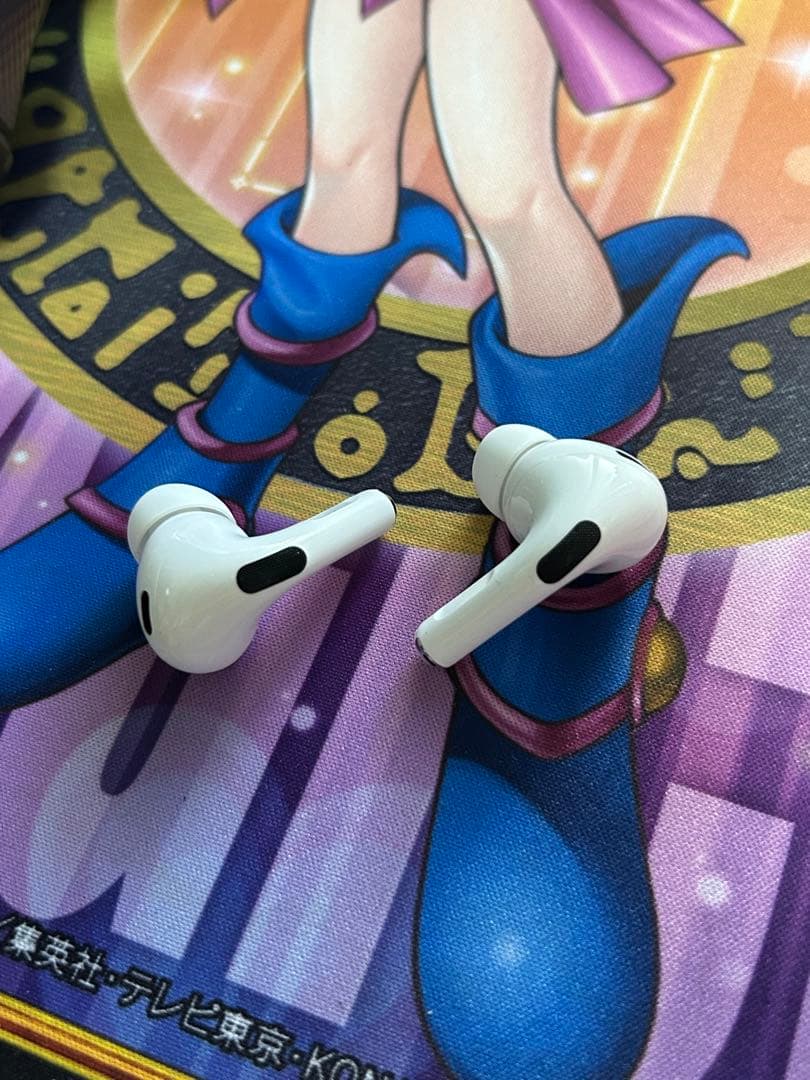 AirPods Pro2 本体 AppleCare付き　ESR製ケース付き