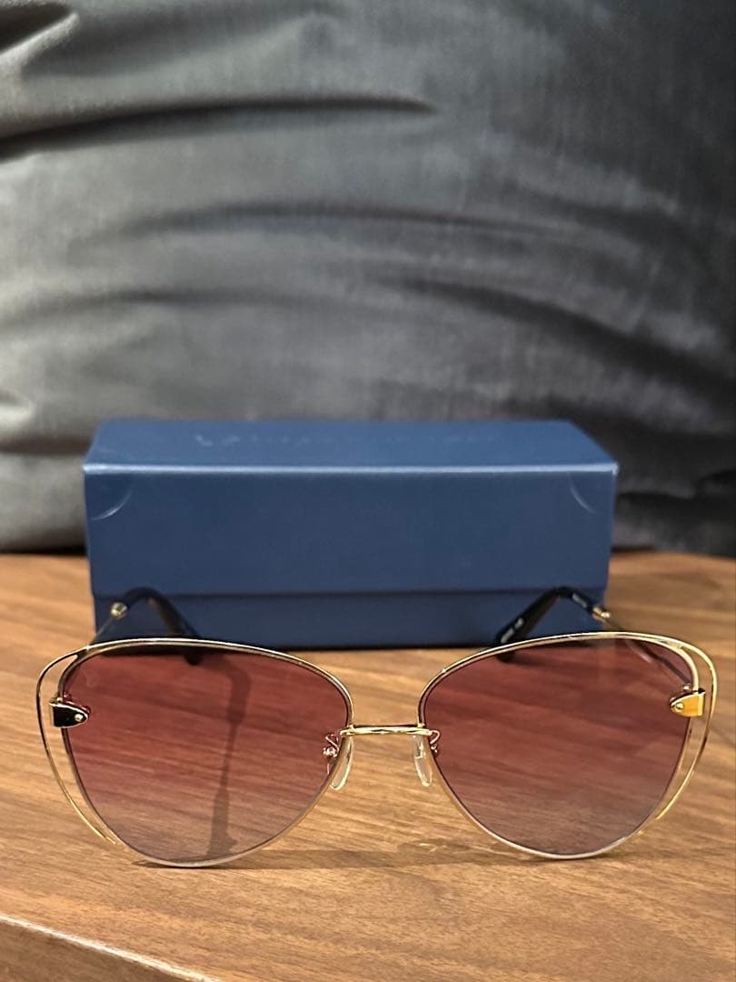 Louis Vuitton アビエイターサングラス ピンクレンズ