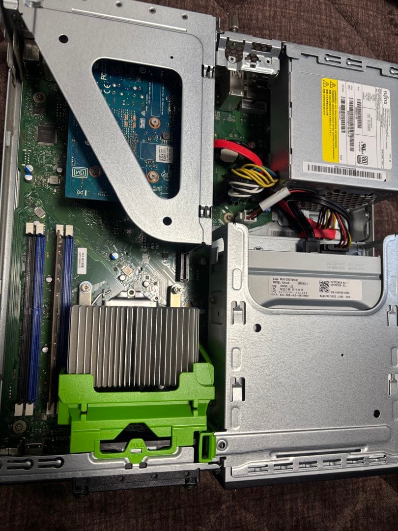 Windowsデスクトップ Fujitsu ESPRIMO D588/T i7 8700 GTX1650