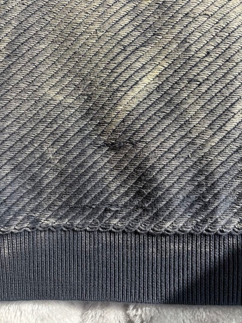 DIESEL ブラックニットセーター フリンジ付き