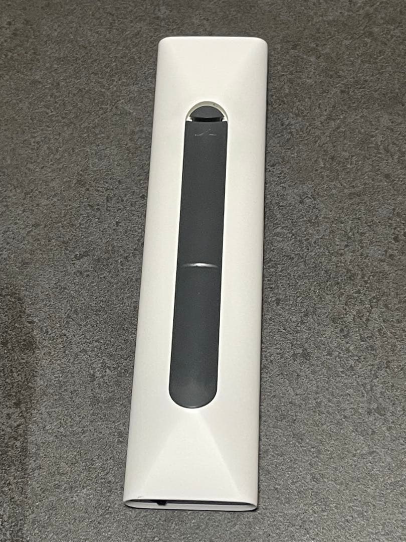 T*様 popIn Aladdin 2 プロジェクター本体/リモコン