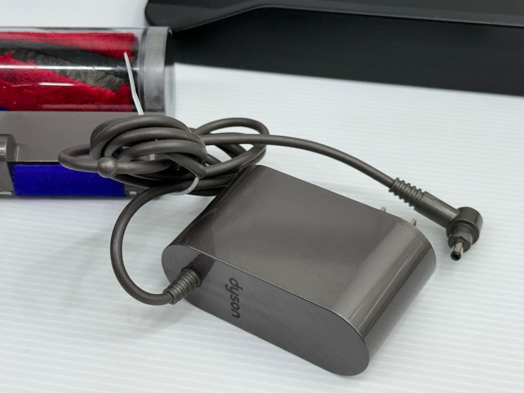 2024年製　ダイソン掃除機　SV21 本体　ヘッド　パイプ　充電器　セット