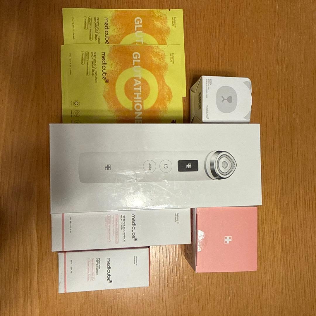 medicube AGE-R BOOSTER PRO白