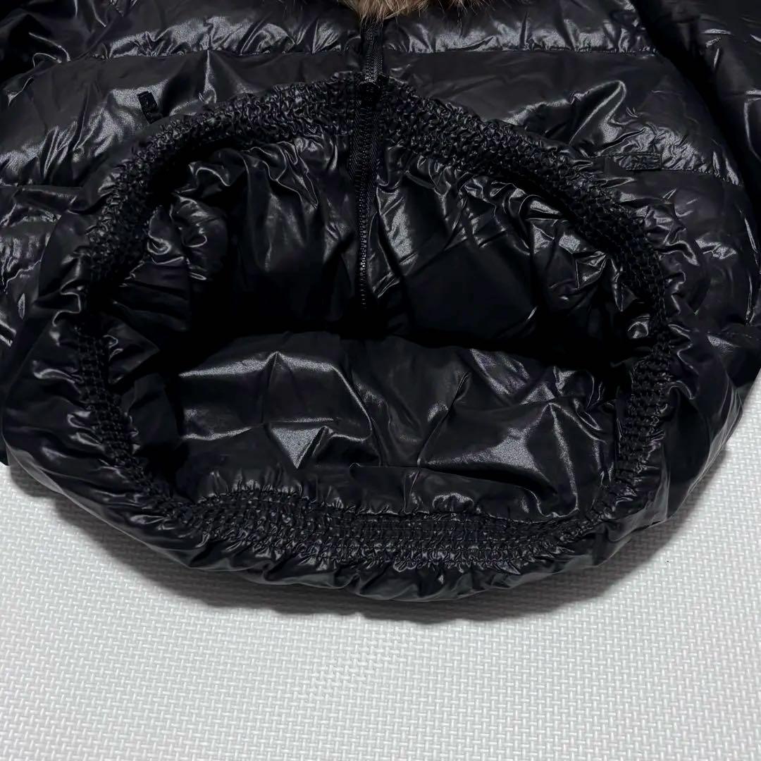 DUVETICA ダウンジャケット 48 ブラック シャイニー ファー付