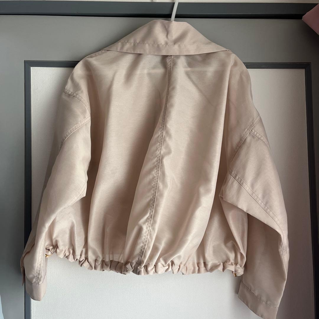 タグ付き新品未使用　ノーブル　ミルキーシアースタンドカラーパーカーブルゾン