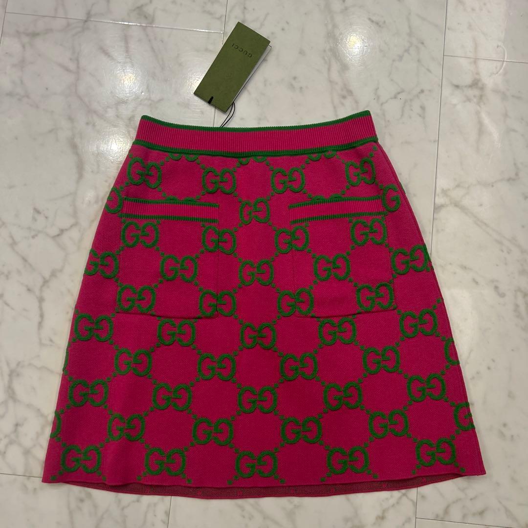 GUCCI GGロゴ ピンク　スカート