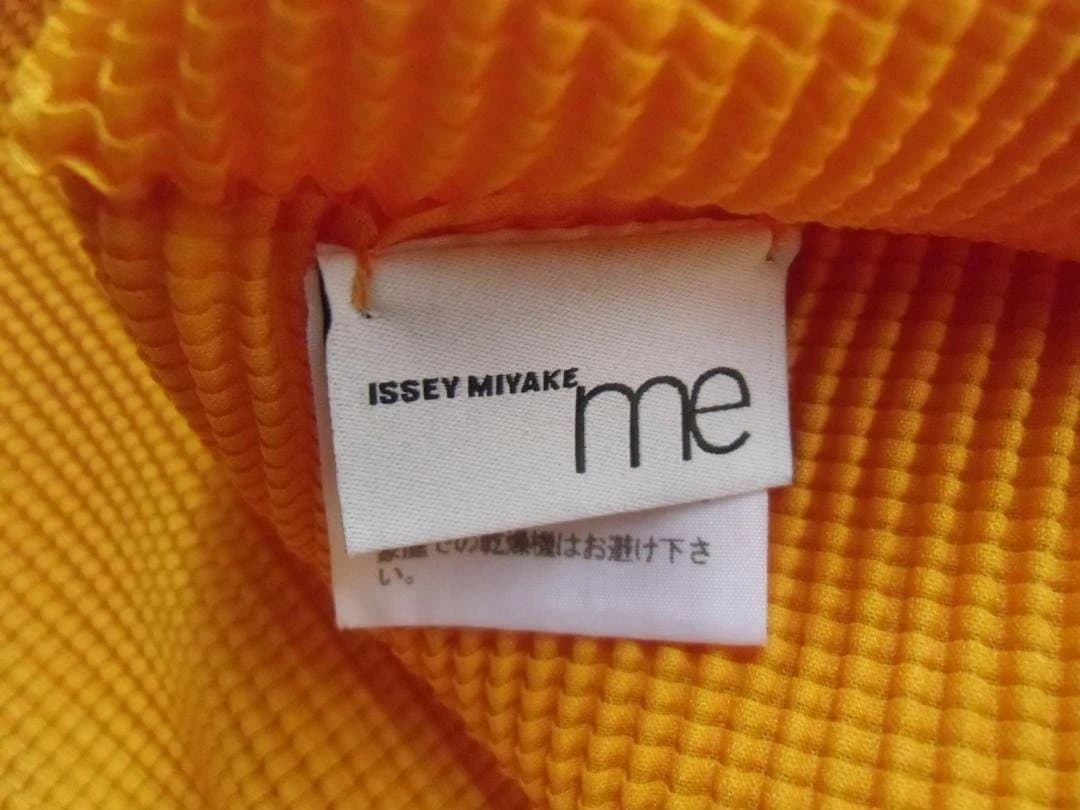 胡蝶蘭さん用【ME ISSEY MIYAKE】ストレッチプリーツハイネック長袖