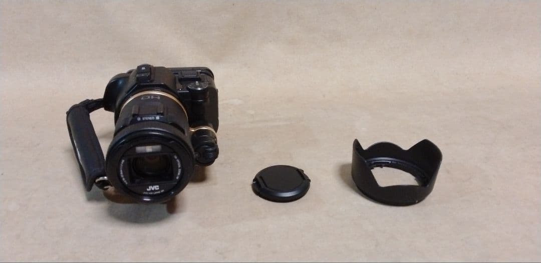 JVC GC-YJ40 ビデオカメラ ジャンク扱い