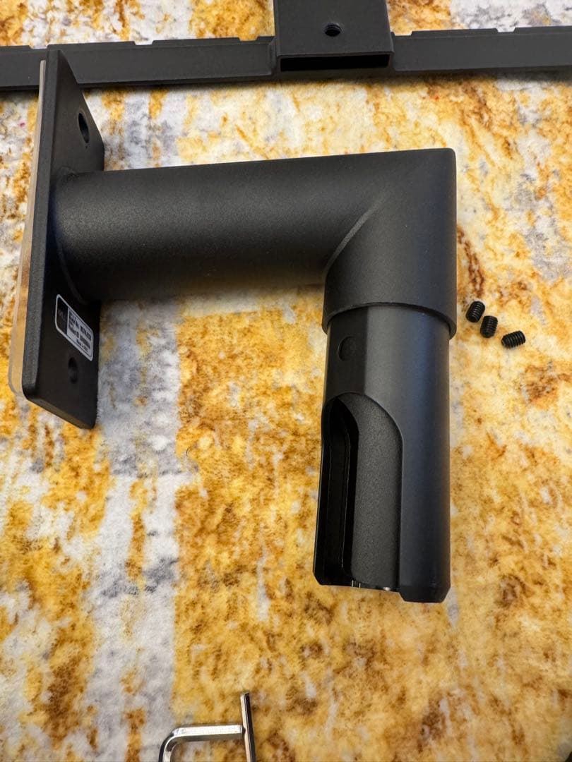 着払い　WALL A2 LOW TYPE テレビスタンド