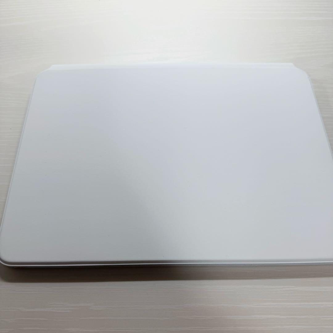 【超美品】Apple マジックキーボード11インチ　MJQJ3J/A ホワイト