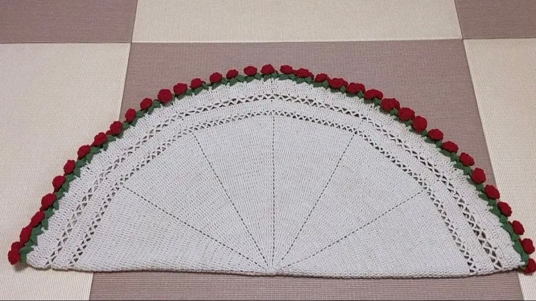 バラの花束ブランケット，直径1.03メートル71本の大きなバラ。ストールとしても