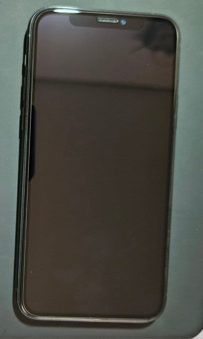 iPhone 11 pro 64gb ミッドナイトグリーン バッテリー 77％