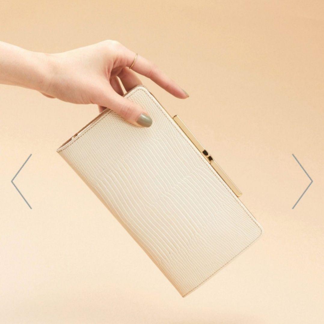 バタフライ様☆未使用☆TOPKAPI ・財布