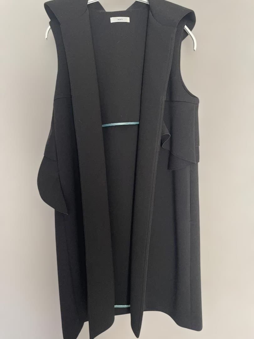 【美品】 yori ヨリ ボンディングロングジレ 1回使用のみ