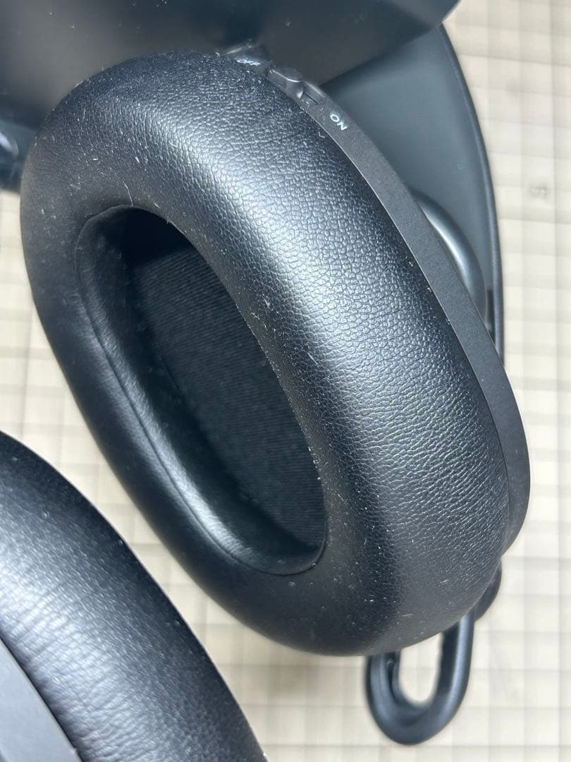 AKG K371-BT ブラック ワイヤレスヘッドホン オーバーイヤー型