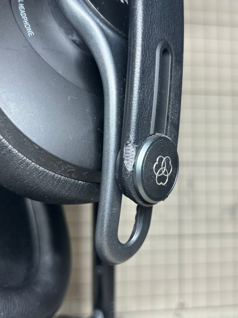 AKG K371-BT ブラック ワイヤレスヘッドホン オーバーイヤー型