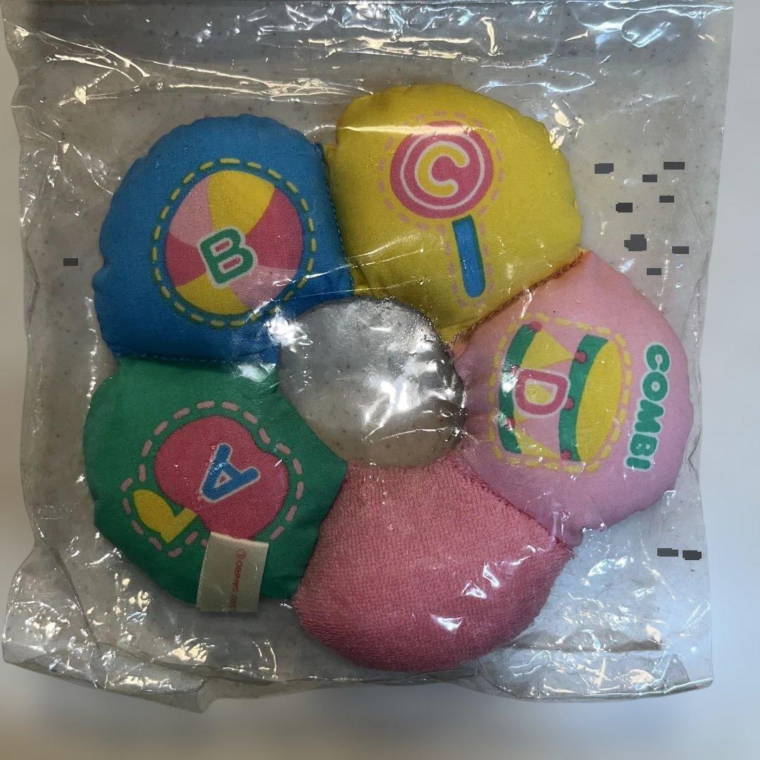 値下げ新品未使用❤️激レア❤️コンビ❤️ハローキティベビーズ❤️ふあふぁよくばりフラワー