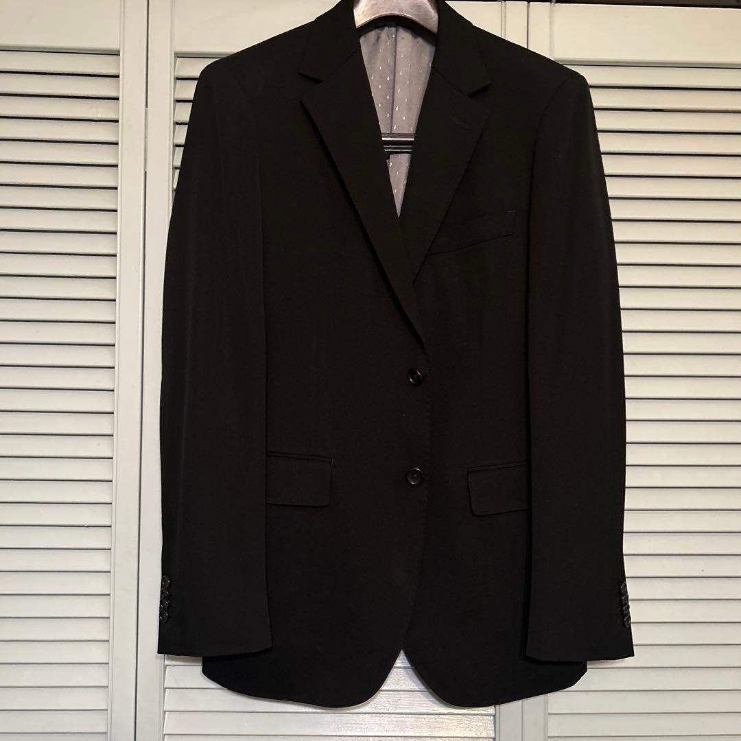 黒　テーラードブレザー　2ボタン　 サイドベンツ　EU50
