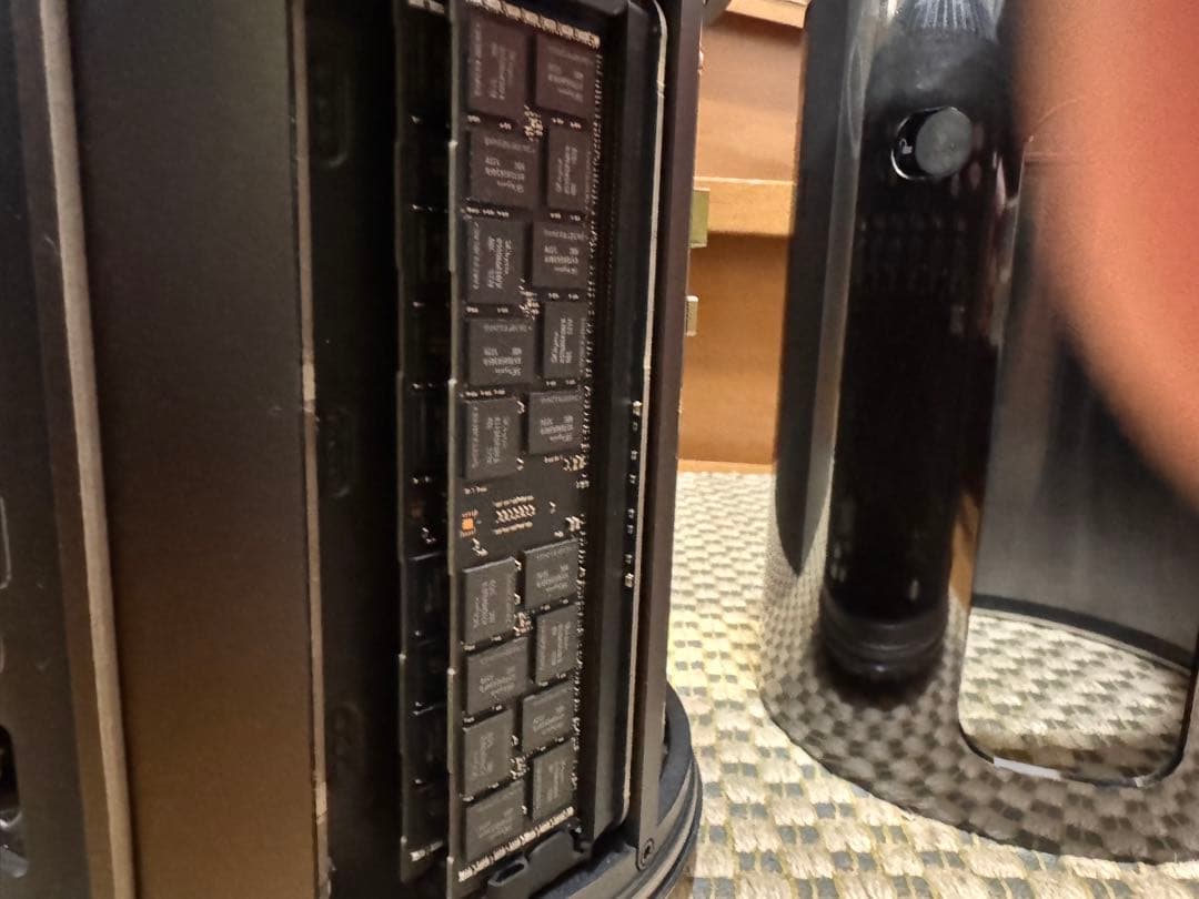 Apple Mac Pro 2013 おまけ付き