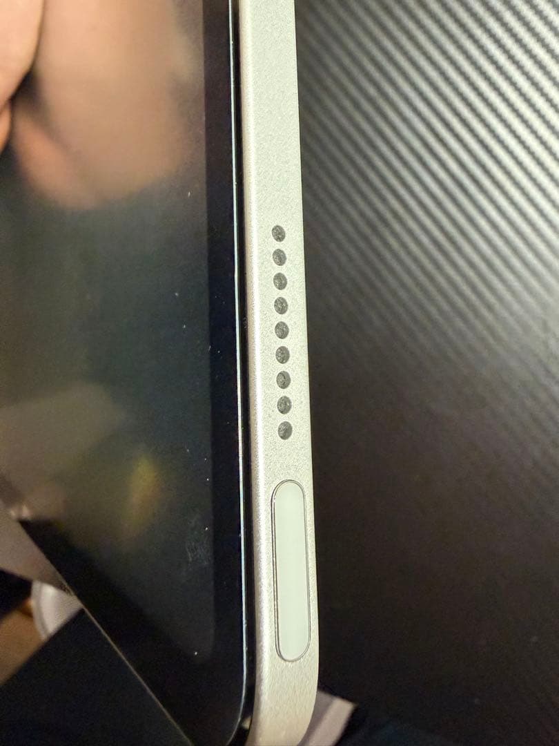 【2/2まで限定値下げ】iPad (A16) 128GB シルバー 付属品未使用