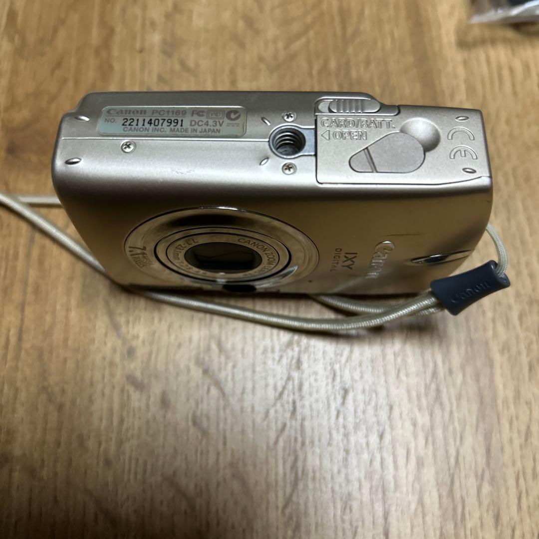 Canon IXY DIGITAL 700 コンパクトデジタルカメラ