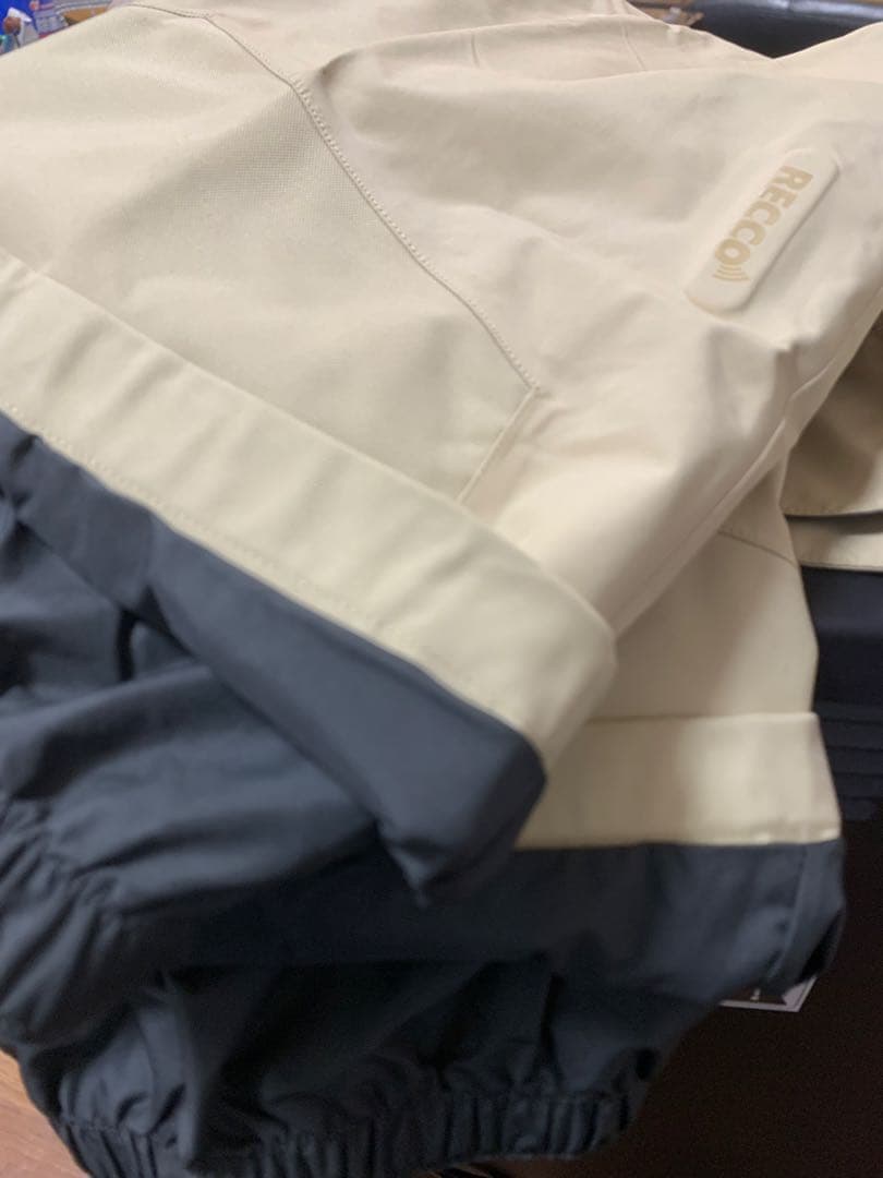 方々新品patagonia GORE-TEX RECCO付スノーボードパンツ