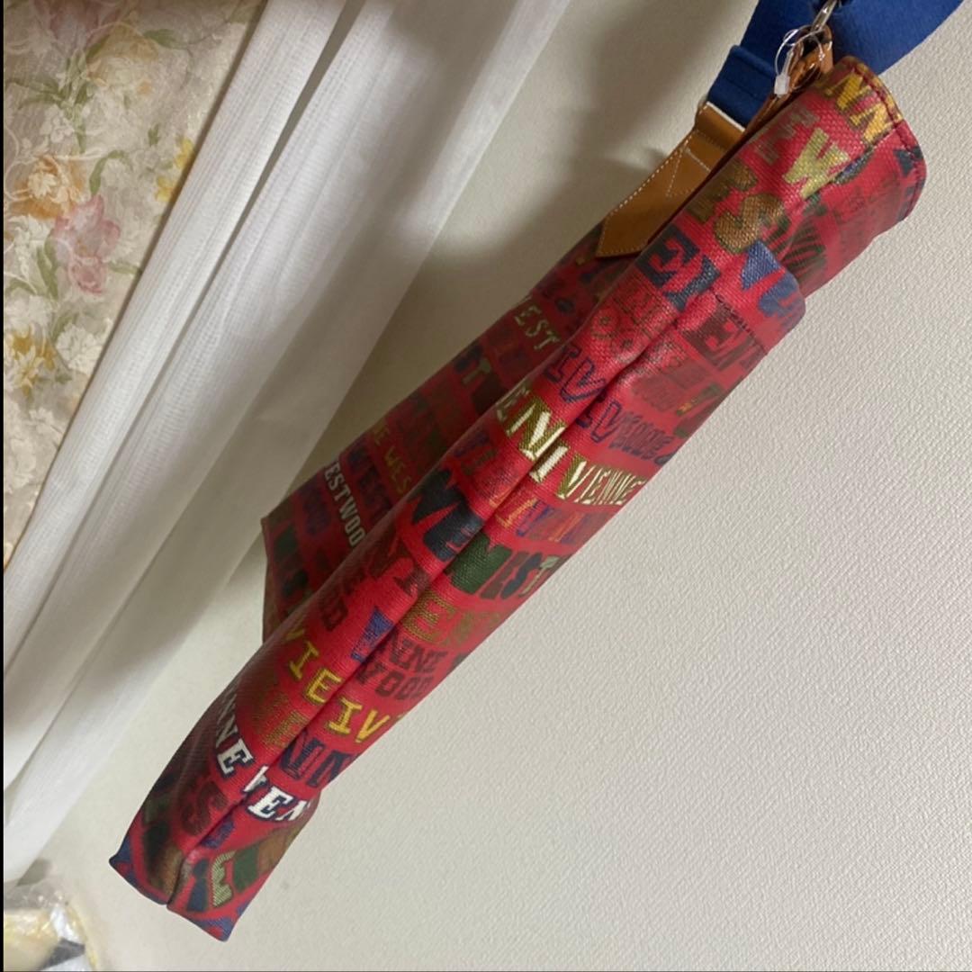 f*t様 【美品】ロゴプリントが特徴的Vivienne Westwood ショル
