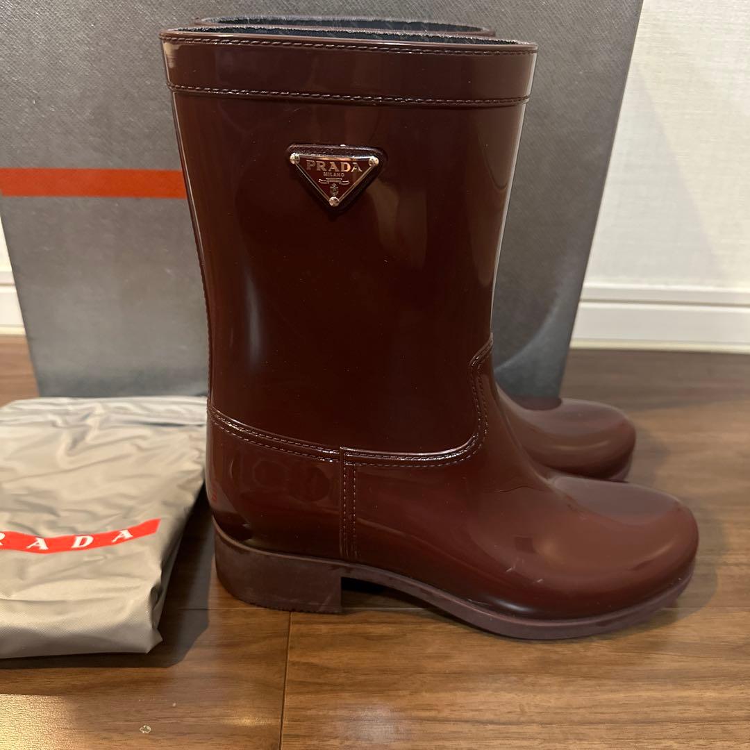 ⭐︎レアPRADA レインブーツ　長靴　サイズ38 ボルドー　本物⭐︎