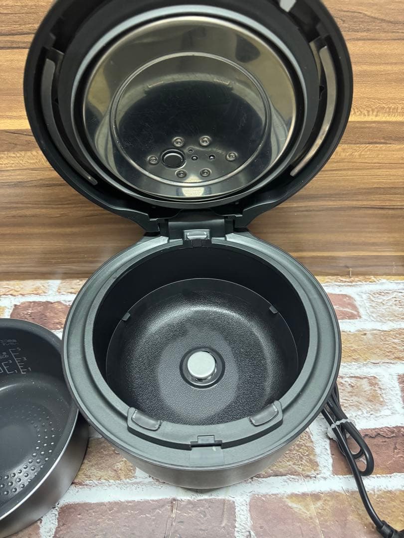 Panasonic 自動調理機能付き炊飯器 SR-CR10A 2024年製