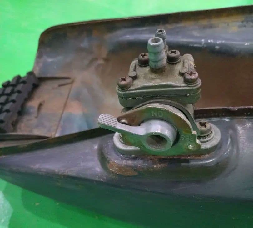 ヤマハYAMAHASR400初期型ナロータンク当時物