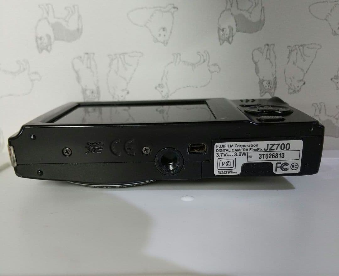 【RS54】FUJIFILM finepix JZ 700 デジカメ 本体