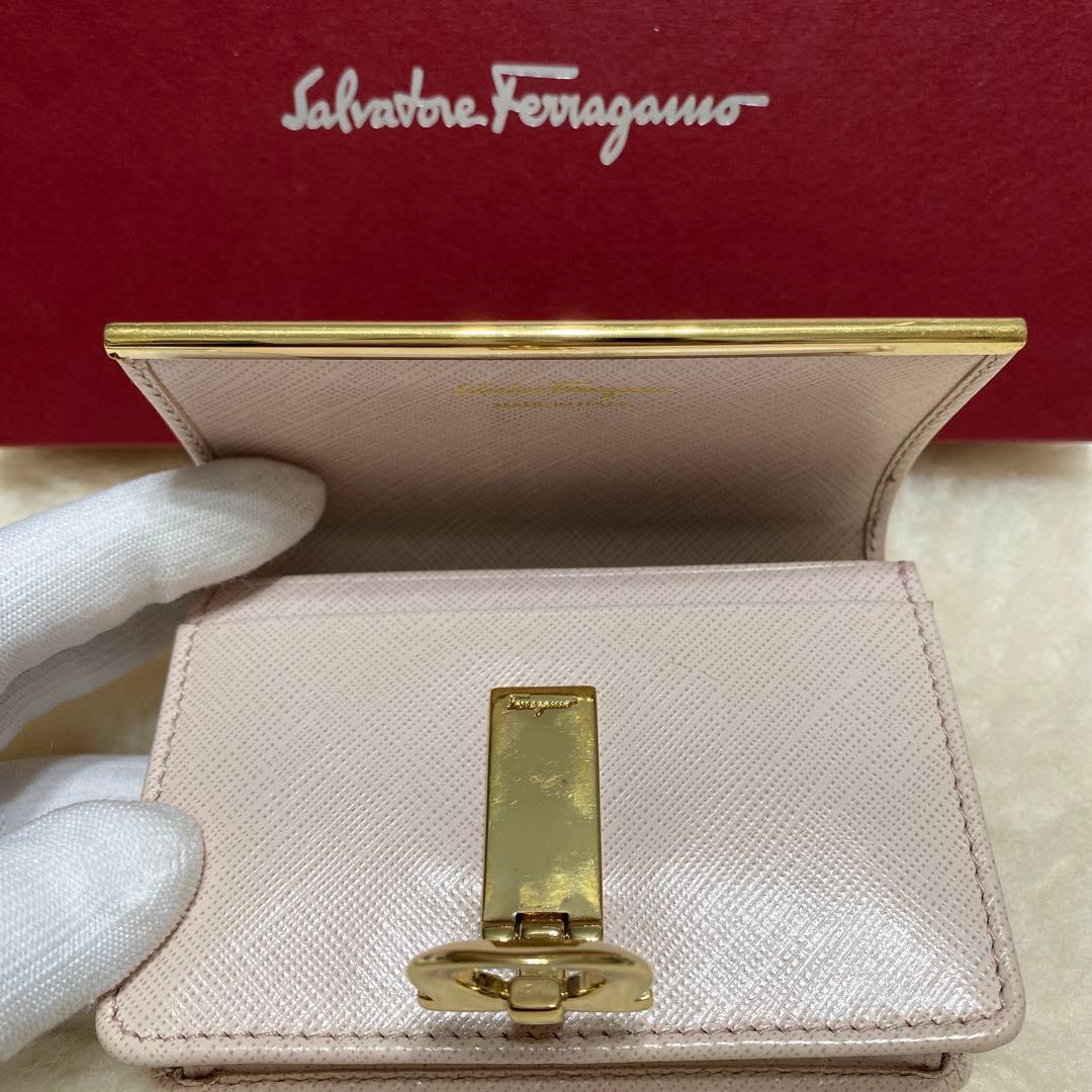 フェラガモ　SalvatoreFerragamo　名刺/カードケース　ガンチーニ