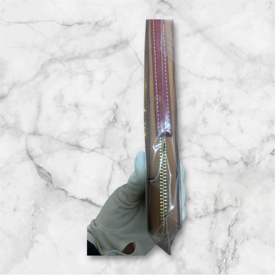 未開封COACH コーチ スヌーピー シグネチャー柄 ラウンドジップ 長財布