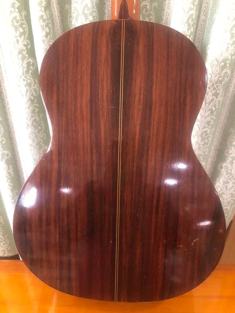 値下　 クラシックギターで有名なMATSUOKA RYOJIのガットギターM30