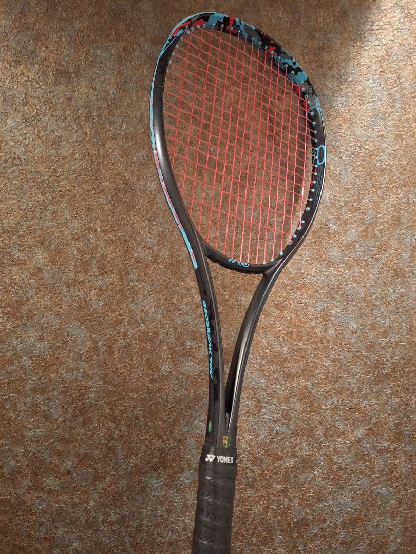YONEX GEOBREAK 70V　 ジオブレイク70V