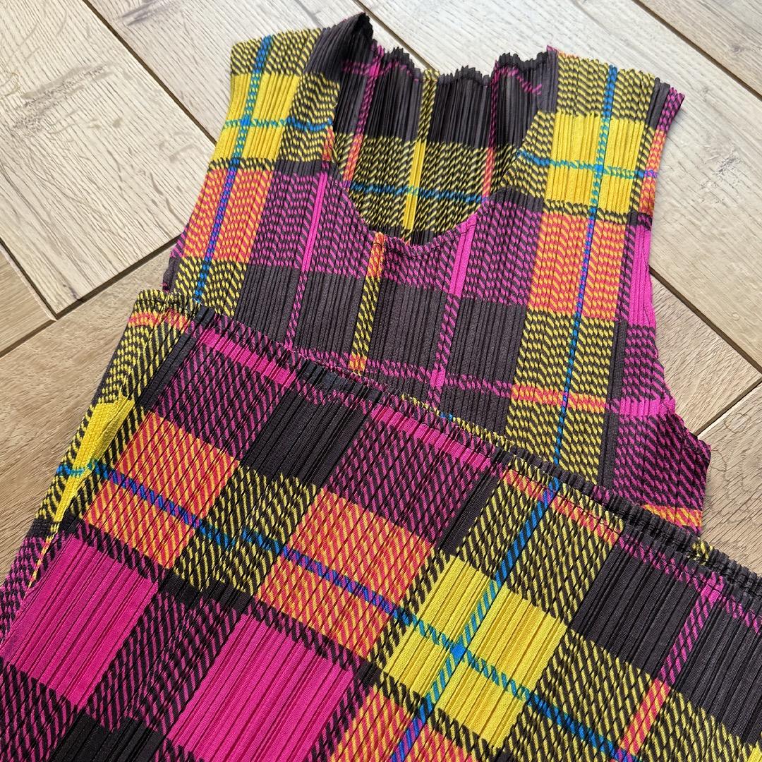 イッセイミヤケ【プリーツ プリーズ】ロングワンピース／チェック柄