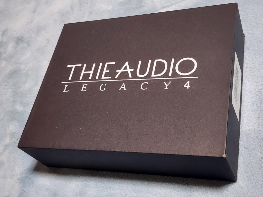 美品 THIEAUDIO ハイブリッド型イヤホン Legacy 4