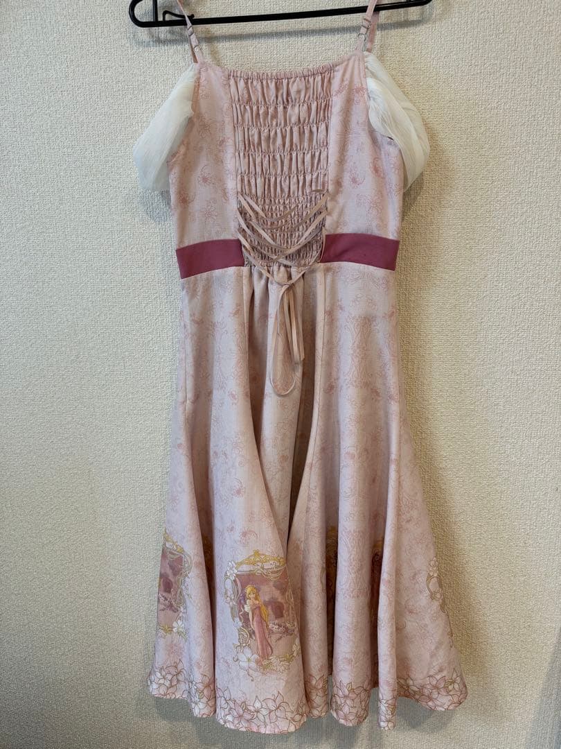 美品！シークレットハニー　魔法にかけられてジゼル　ワンピース