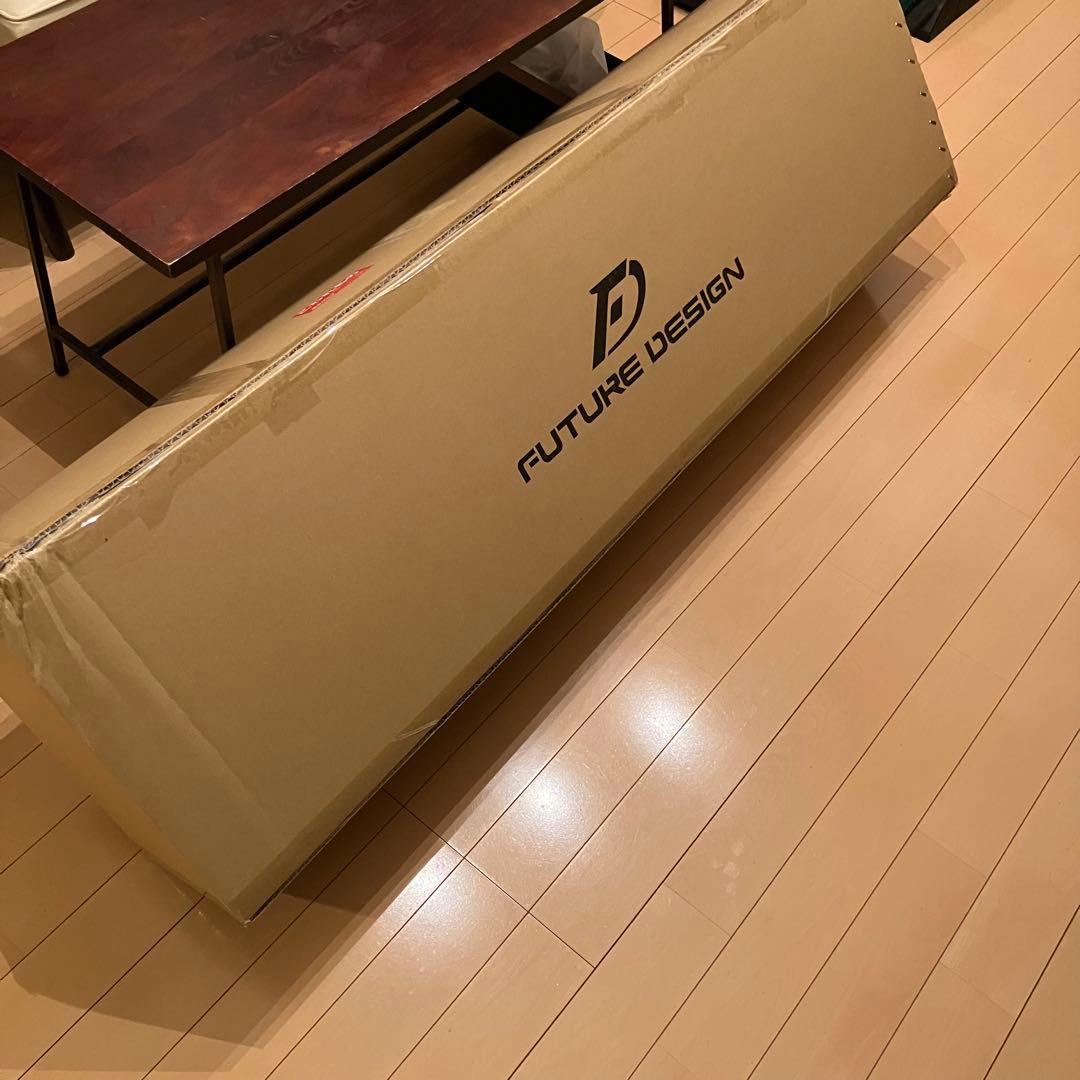 純正GLB250 4MATIC ナイトパッケージダイヤモンドグリル AMGライン