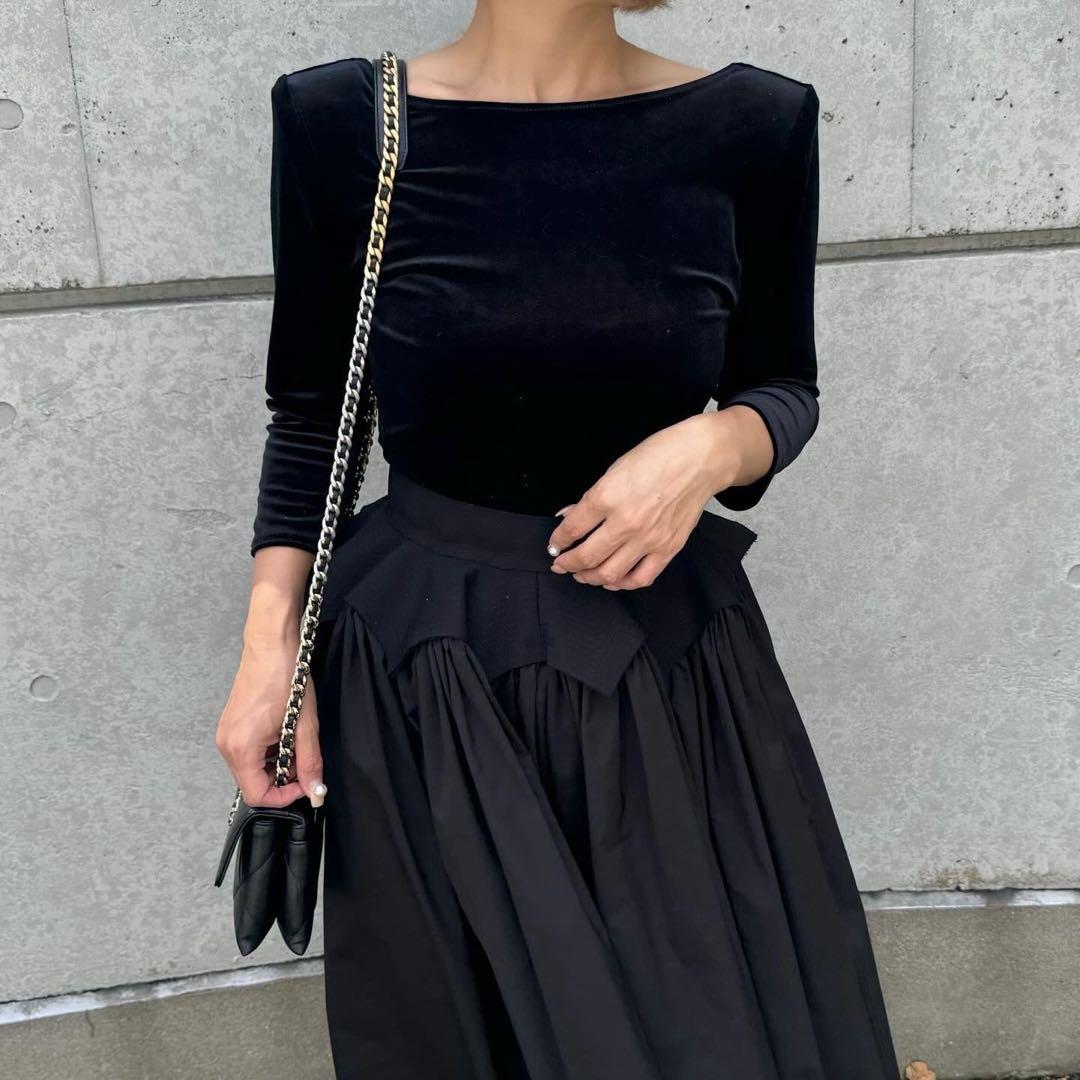 バックオープンベロアトップス　0サイズ　cygne