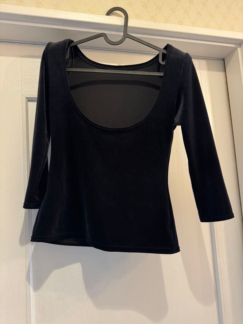 バックオープンベロアトップス　0サイズ　cygne