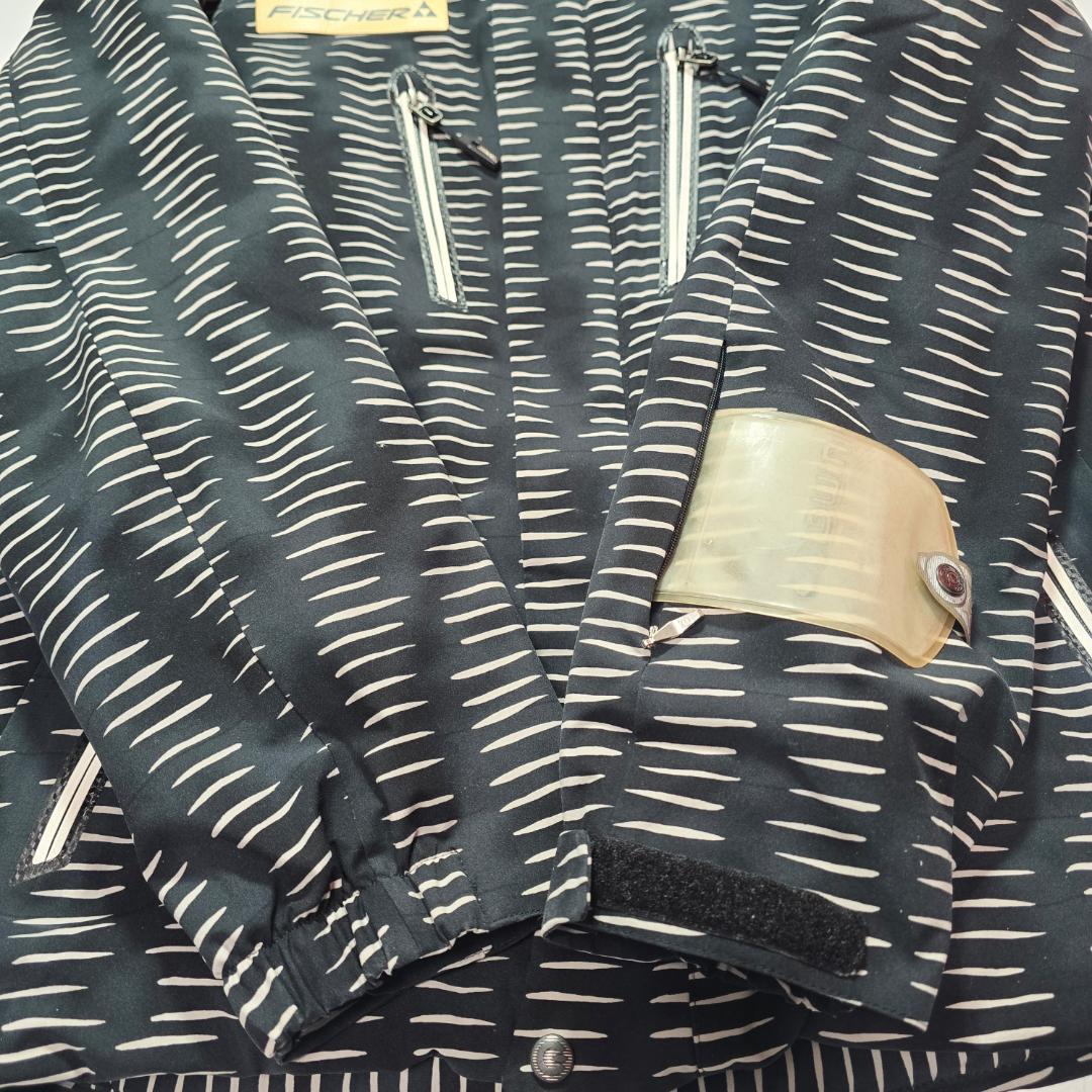 N*U様 レアGOLDWIN ゴールドウイン フィッシャーチーム スキーウェア上