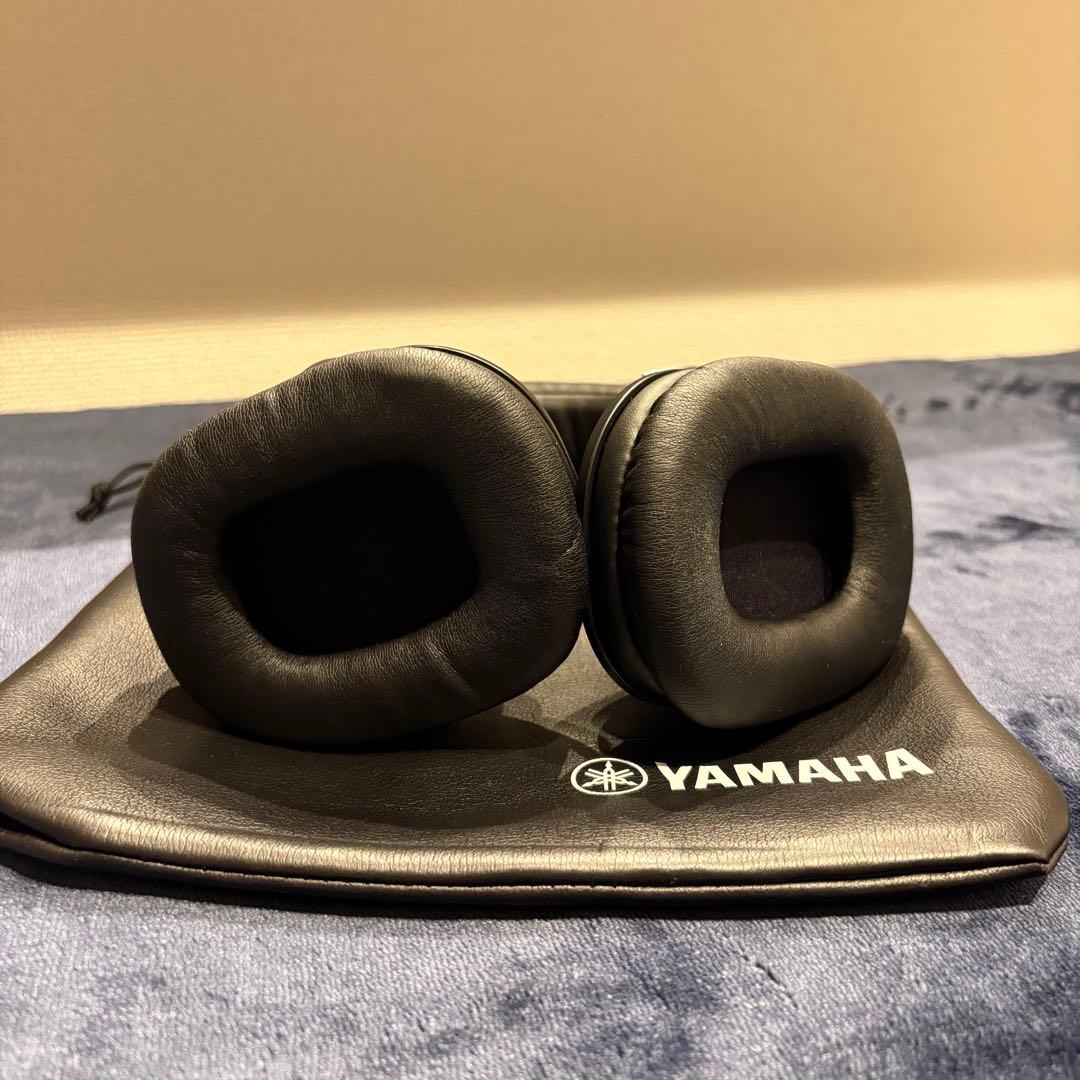 YAMAHAスタジオモニターヘッドホン　リファレンスモデルHPH-MT8