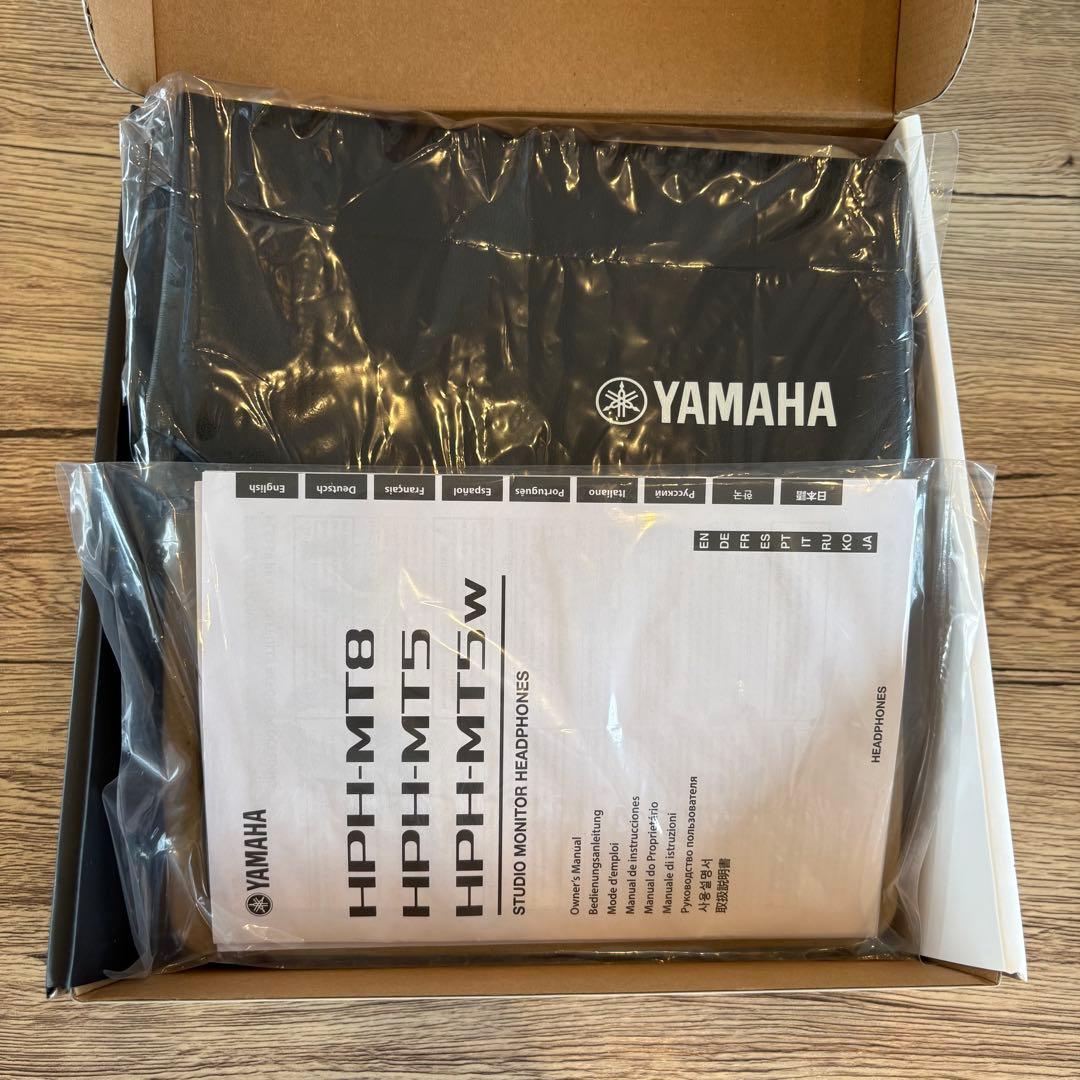 YAMAHAスタジオモニターヘッドホン　リファレンスモデルHPH-MT8