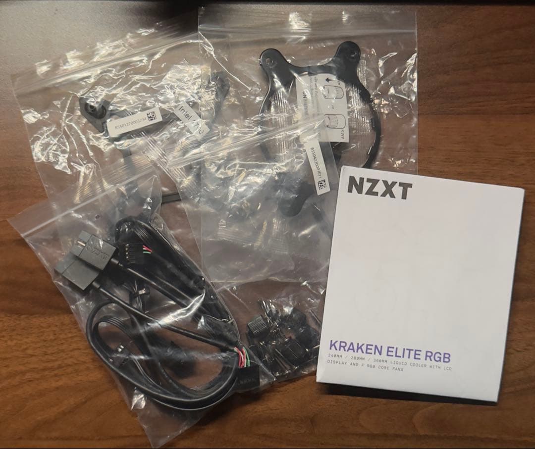 NZXT Kraken Elite 240 RGB 水冷クーラー