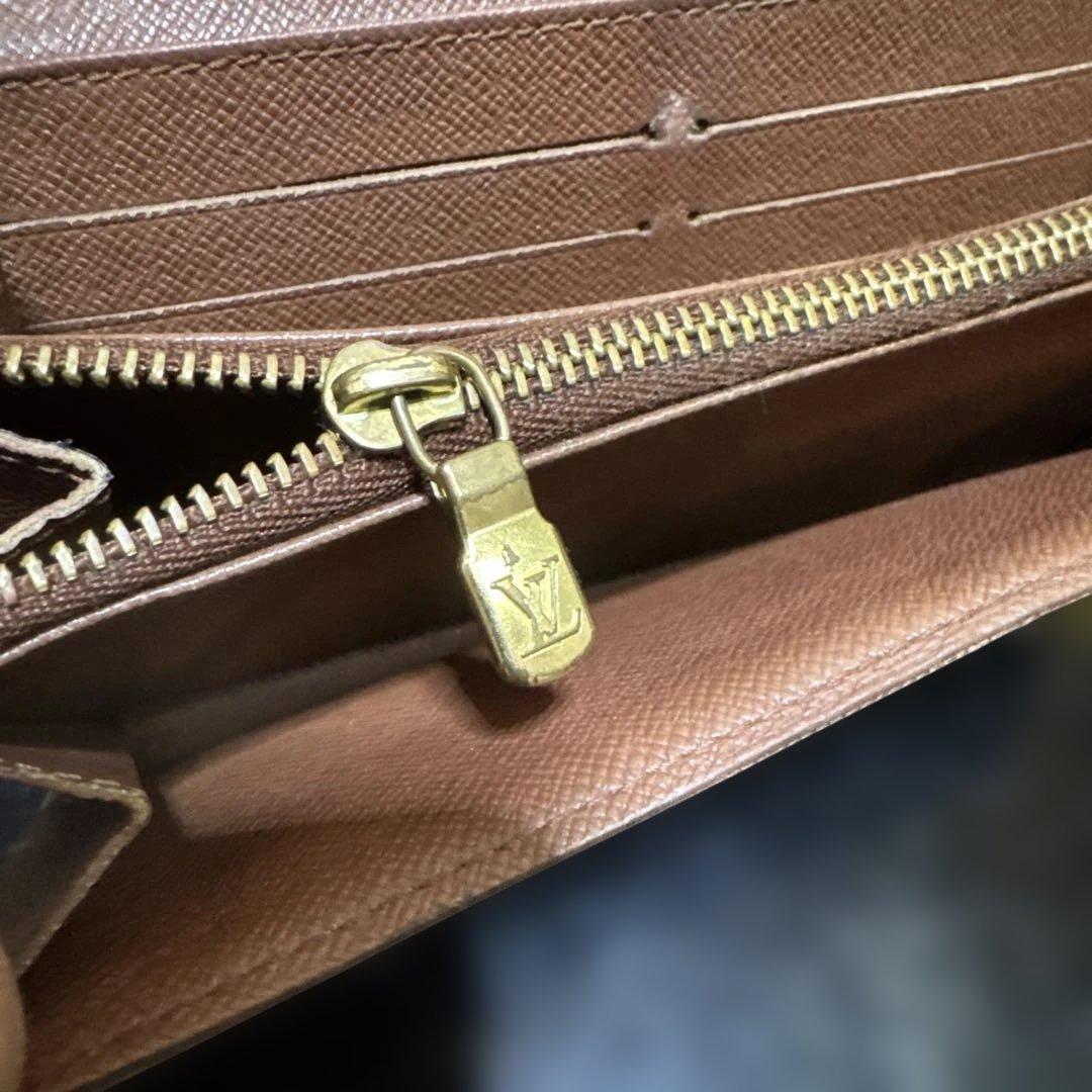 12☆良品♪カード10枚タイプ☆サラ長財布