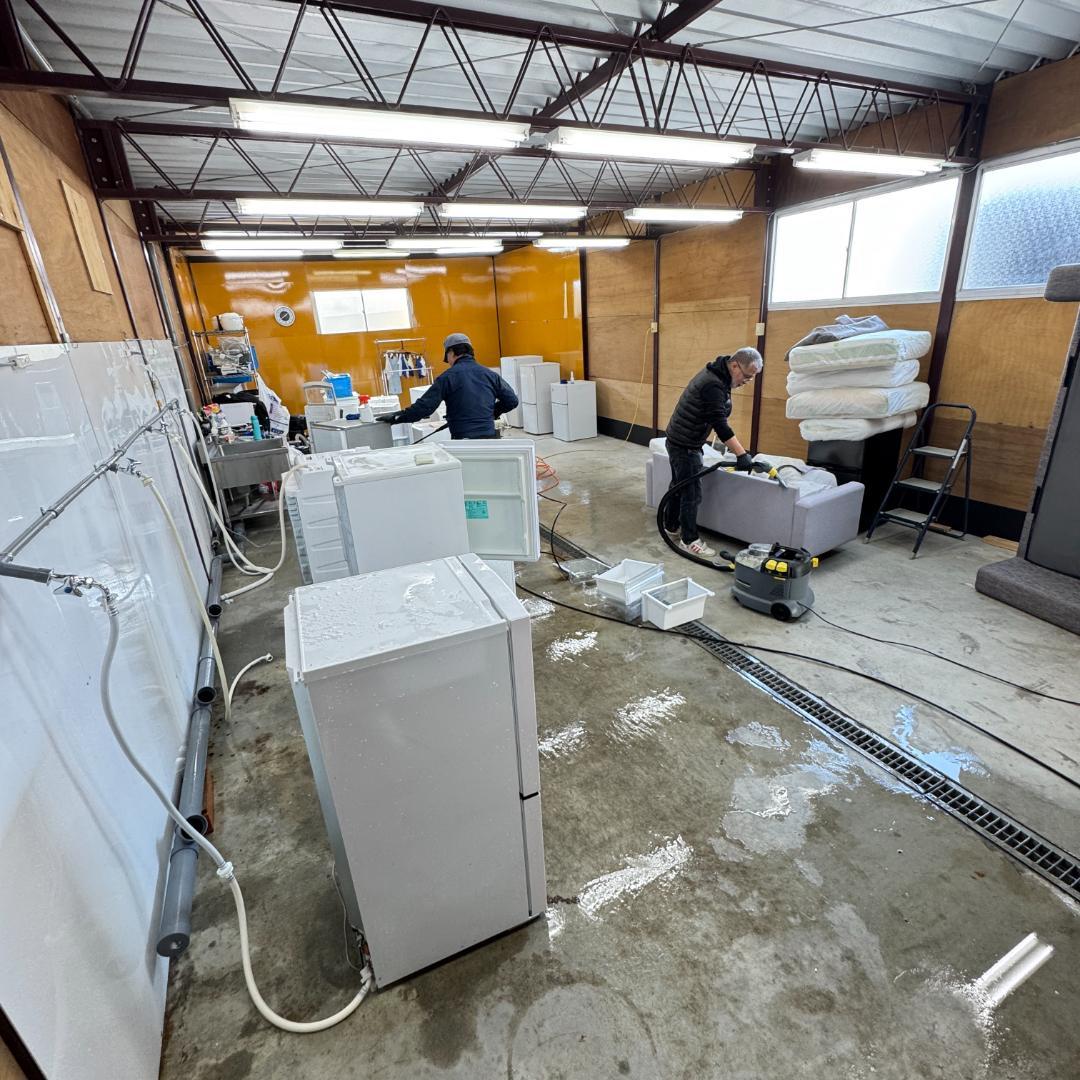 東京23区送料無料　超美品アクア2022年製3ドア冷蔵庫272L　洗浄/除菌済み